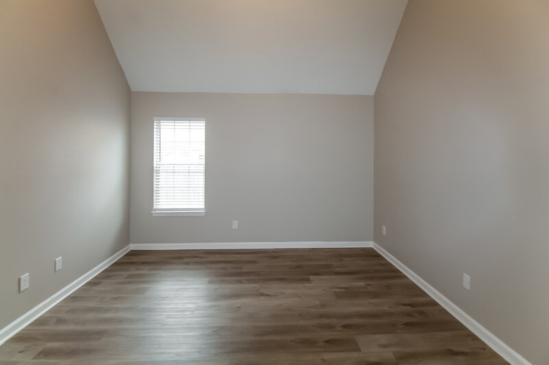 1,630/Mo, 1879 Thomas St Horn Lake, MS 38637 Main Bedroom View