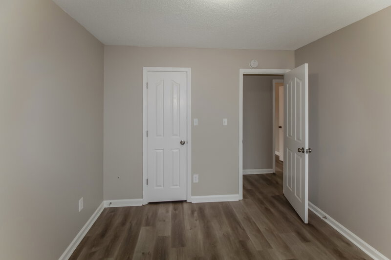 1,630/Mo, 1879 Thomas St Horn Lake, MS 38637 Bedroom View