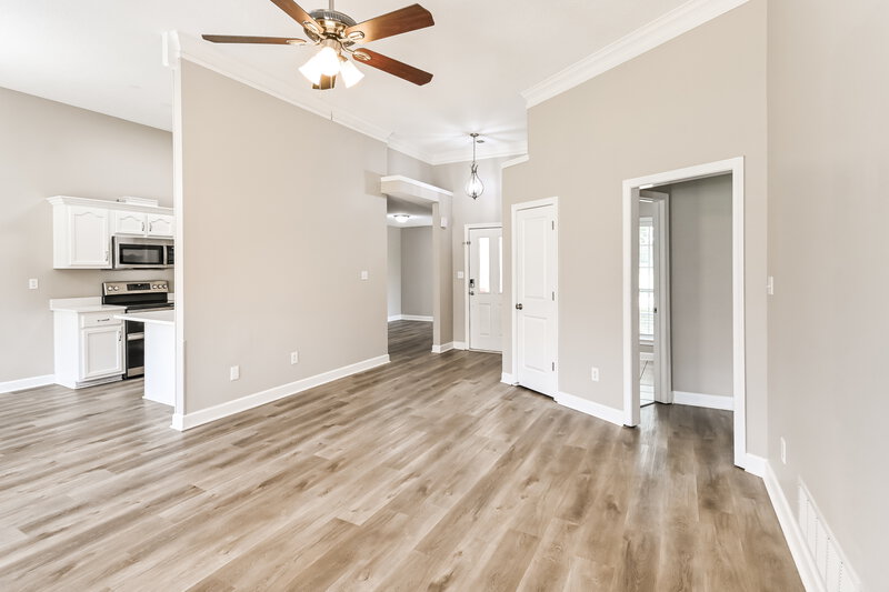 1,910/Mo, 838 Clearview Cv Southaven, MS 38672 Living Room View 2