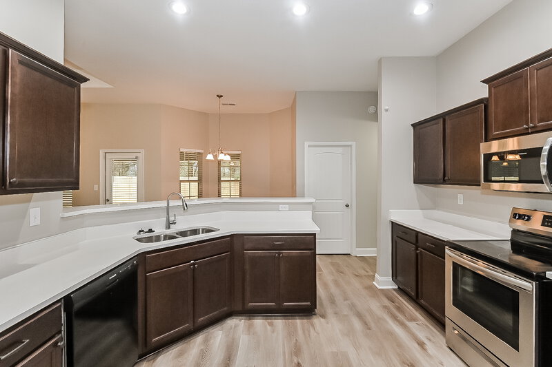 2,375/Mo, 8679 Courtly Cir S Olive Branch, MS 38654 Kitchen View