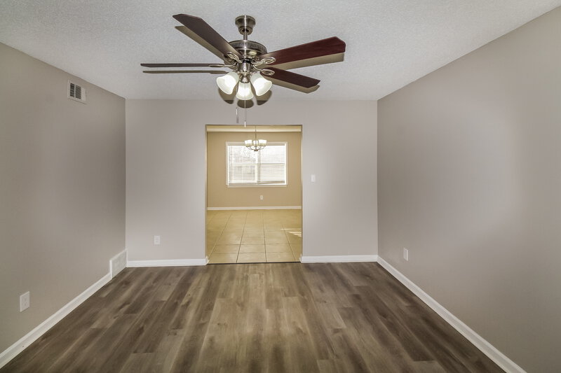 2,290/Mo, 7215 Londonderry Dr Southaven, MS 38671 Living Room View 2