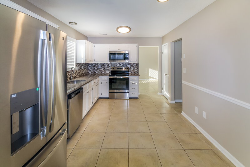 2,290/Mo, 7215 Londonderry Dr Southaven, MS 38671 Kitchen View