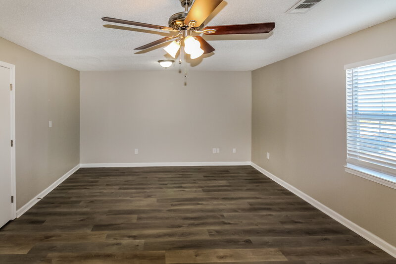 2,290/Mo, 7215 Londonderry Dr Southaven, MS 38671 Main Bedroom View