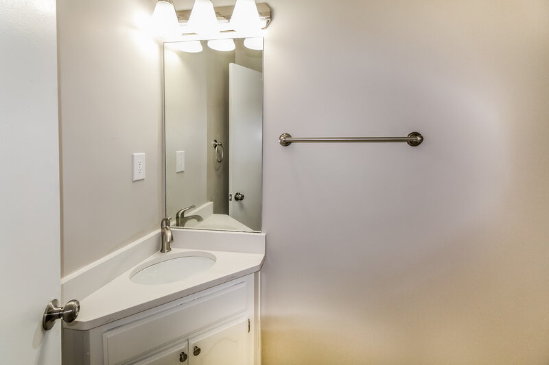 2,290/Mo, 7215 Londonderry Dr Southaven, MS 38671 Bathroom View