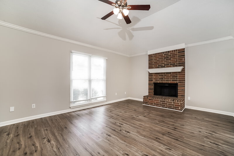 1,970/Mo, 7907 Tankard Dr Memphis, TN 38125 Living Room View 2