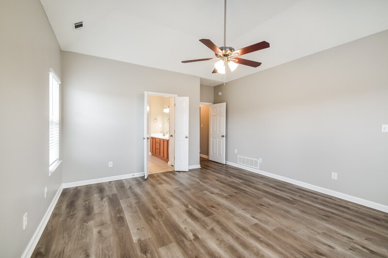 2,380/Mo, 4205 Lexi Dr Olive Branch, MS 38654 Main Bedroom View 2