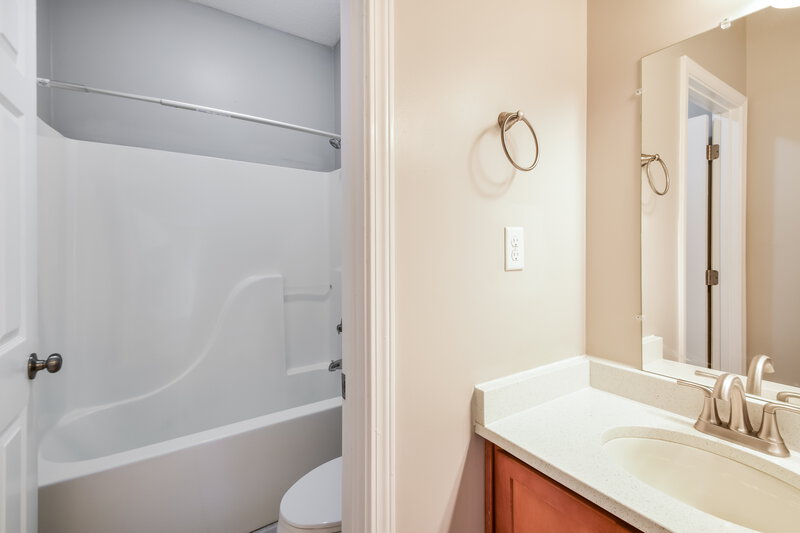 2,380/Mo, 4205 Lexi Dr Olive Branch, MS 38654 Bathroom View