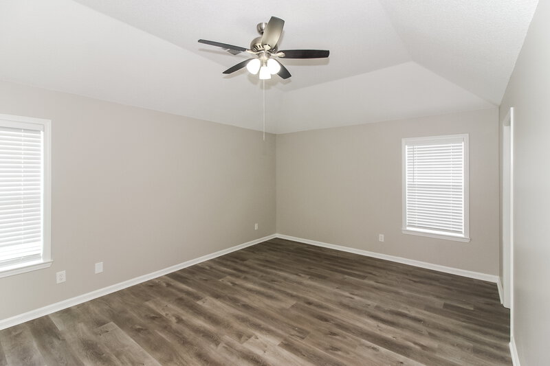 2,385/Mo, 632 Shelley Renee Ln Cordova, TN 38018 Main Bedroom View