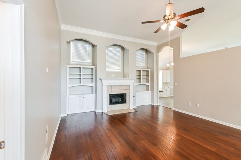 2,470/Mo, 6308 Acree Ln Olive Branch, MS 38654 Living Room View 2