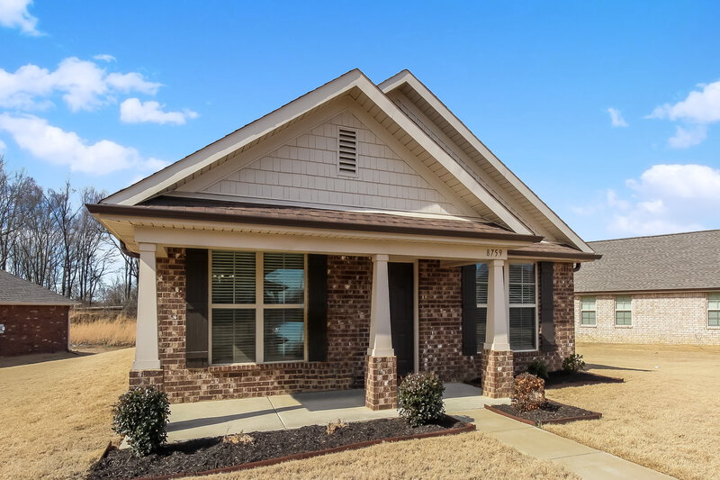 2,010/Mo, 8759 Kimberly Dawn Dr Southaven, MS 38671 Front View