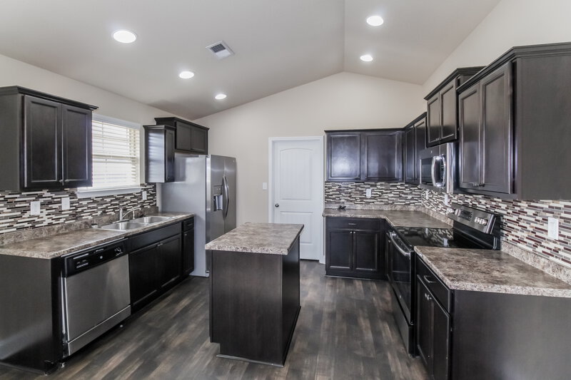 2,010/Mo, 8759 Kimberly Dawn Dr Southaven, MS 38671 Kitchen View