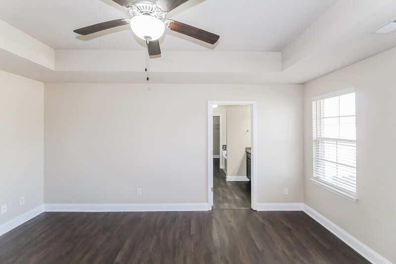 2,010/Mo, 8759 Kimberly Dawn Dr Southaven, MS 38671 Main Bedroom View 2