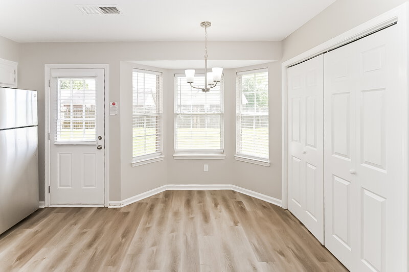 2,270/Mo, 3045 Caitlynn Cir N Horn Lake, MS 38637 Dining Room View