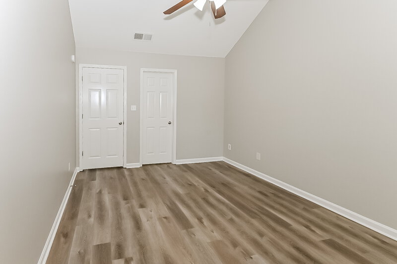 2,270/Mo, 3045 Caitlynn Cir N Horn Lake, MS 38637 Main Bedroom View 2