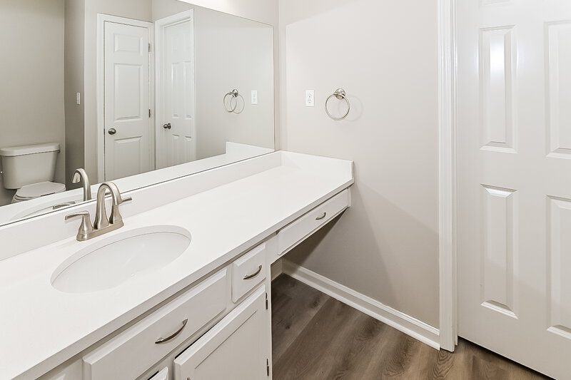 2,270/Mo, 3045 Caitlynn Cir N Horn Lake, MS 38637 Bathroom View 2