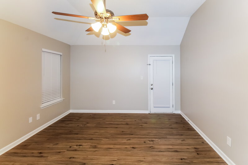 2,580/Mo, 927 Trafalgar Dr Southaven, MS 38671 Main Bedroom View