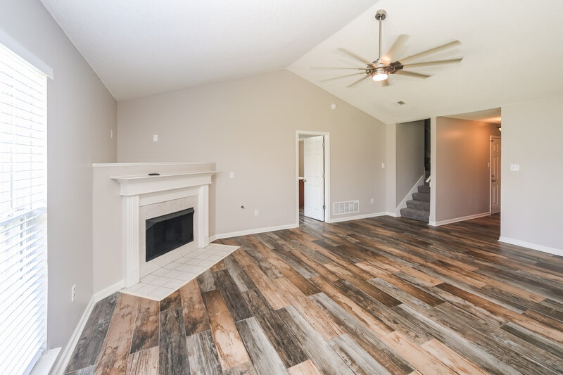 2,160/Mo, 6708 Kentbrook Dr Horn Lake, MS 38637 Living Room View