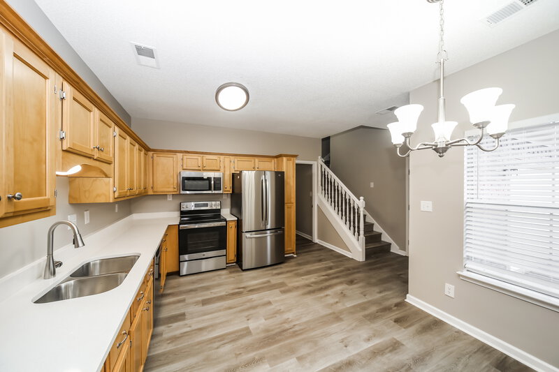 2,190/Mo, 9203 Conrad Dr Olive Branch, MS 38654 Kitchen View 2
