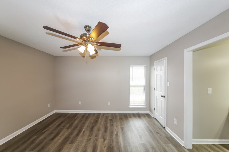 1,785/Mo, 6586 Bentley Cv Horn Lake, MS 38637 Bedroom View 5