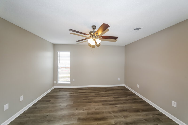 1,785/Mo, 6586 Bentley Cv Horn Lake, MS 38637 Bedroom View 6