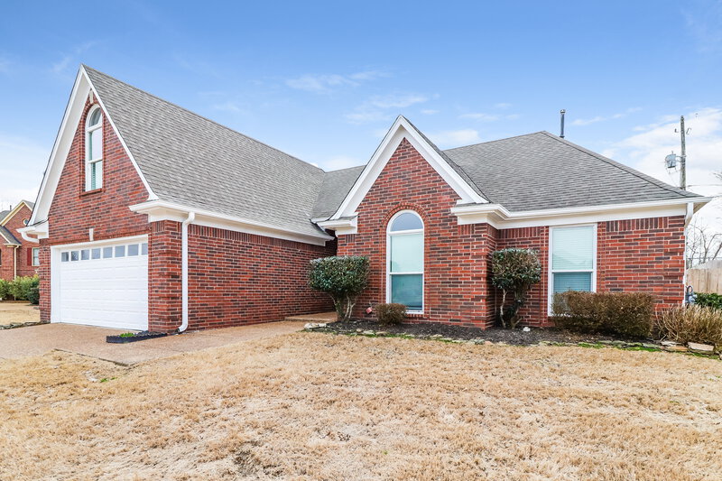 2,910/Mo, 9355 Helmsley Dr Cordova, TN 38016 Front View