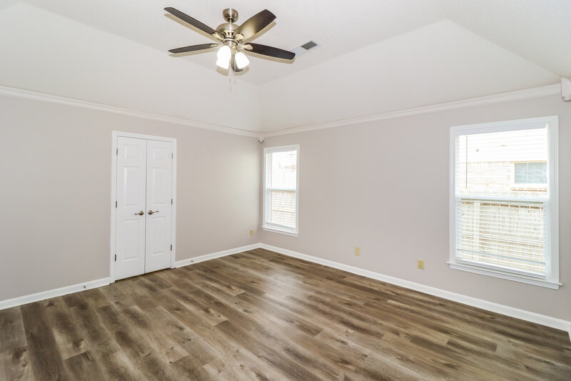 2,910/Mo, 9355 Helmsley Dr Cordova, TN 38016 Main Bedroom View 2