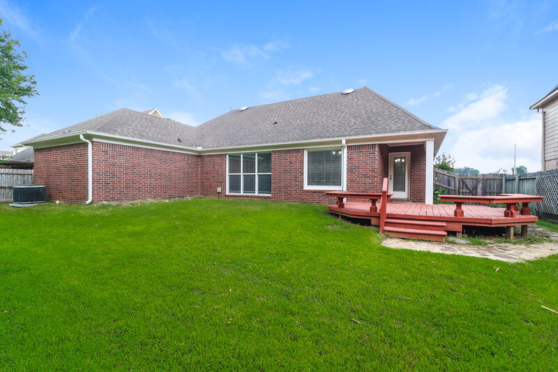 2,015/Mo, 9355 Helmsley Dr Cordova, TN 38016 Rear View