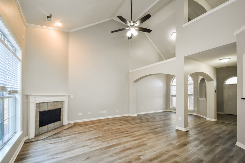 2,950/Mo, 2725 Misty Valley Cv Lakeland, TN 38002 Living Room View 2