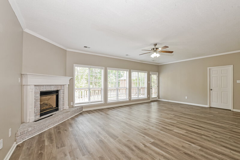 2,160/Mo, 3710 Shelby Cv Hernando, MS 38632 Living Room View