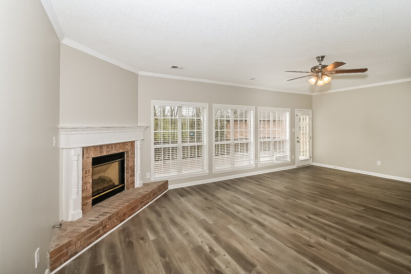3,350/Mo, 3710 Shelby Cv Hernando, MS 38632 Living Room View 3