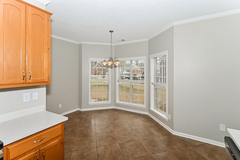 3,350/Mo, 3710 Shelby Cv Hernando, MS 38632 Breakfast Nook View