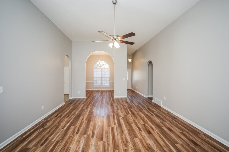 2,155/Mo, 8911 Oak Grove Blvd Olive Branch, MS 38654 Living Room View 2