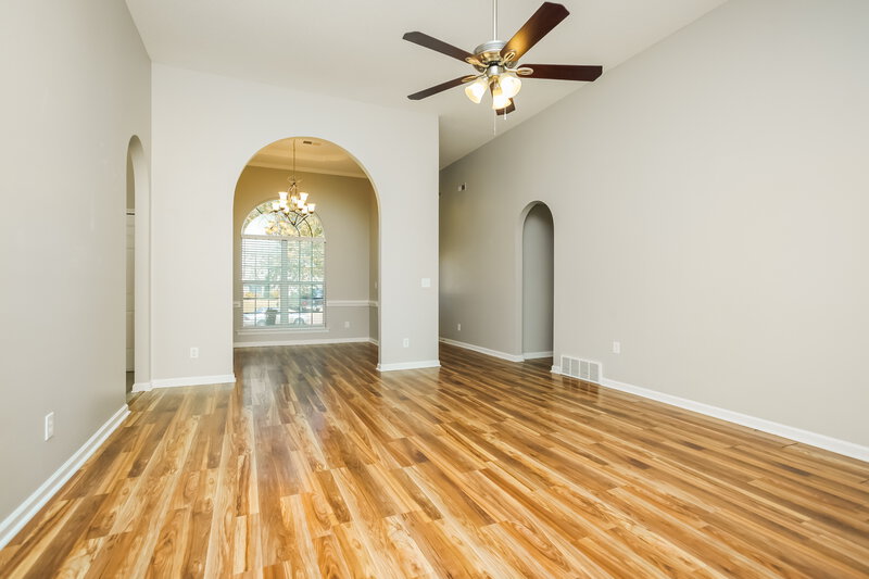 2,930/Mo, 8911 Oak Grove Blvd Olive Branch, MS 38654 Living Room View 2