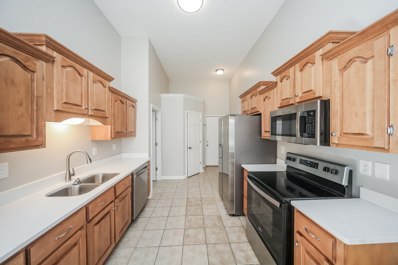 2,155/Mo, 8911 Oak Grove Blvd Olive Branch, MS 38654 Kitchen View 2