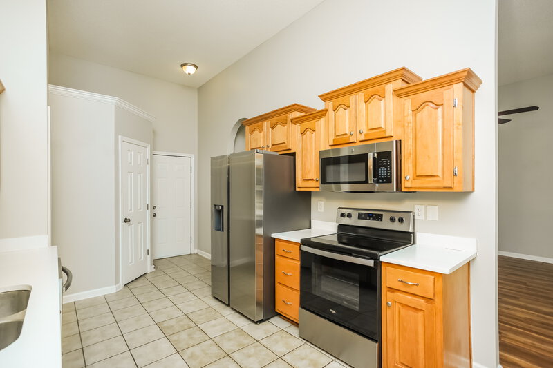 2,930/Mo, 8911 Oak Grove Blvd Olive Branch, MS 38654 Kitchen View 2