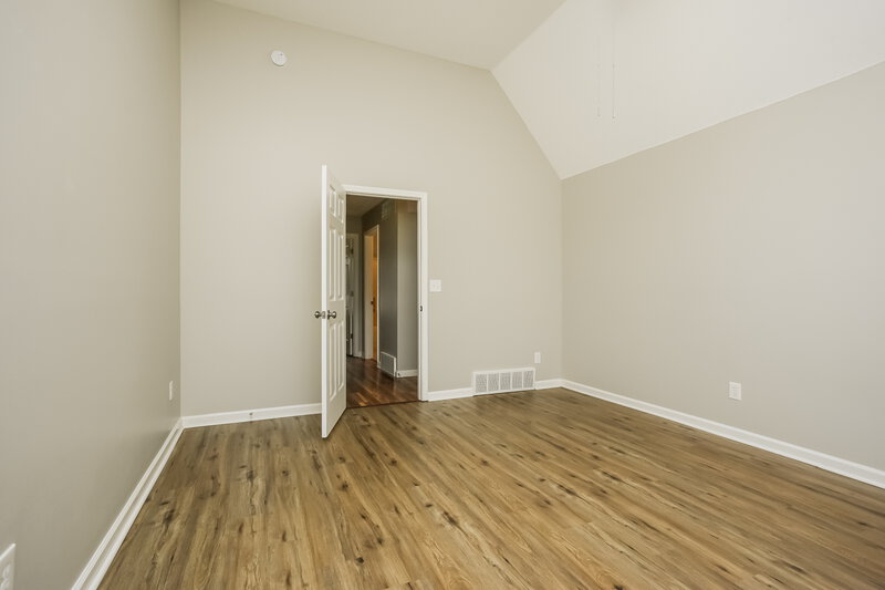 2,930/Mo, 8911 Oak Grove Blvd Olive Branch, MS 38654 Main Bedroom View 2