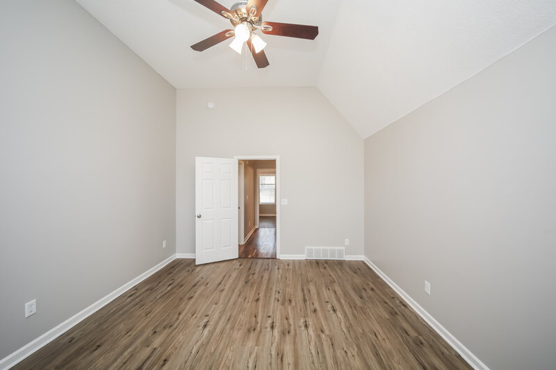 2,155/Mo, 8911 Oak Grove Blvd Olive Branch, MS 38654 Main Bedroom View 2