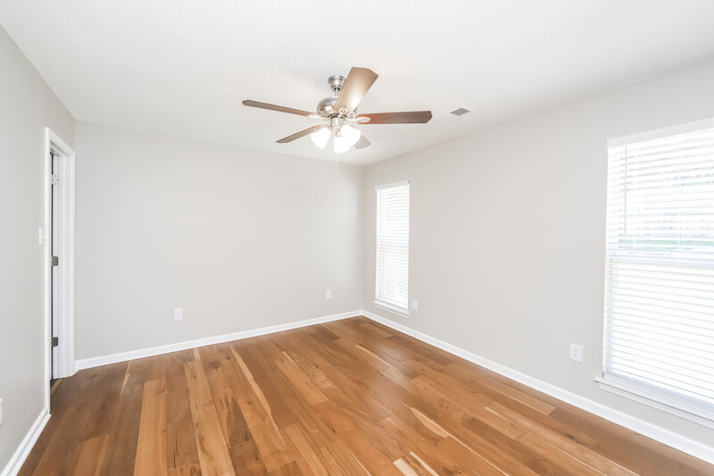 1,725/Mo, 5305 Bradley Ln Southaven, MS 38671 Main Bedroom View 2