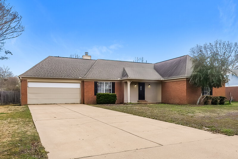 1,815/Mo, 5180 Plum Tree Dr Southaven, MS 38671 Front View