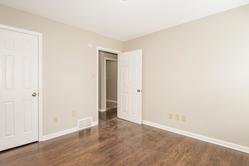 1,815/Mo, 5180 Plum Tree Dr Southaven, MS 38671 Bedroom View 3