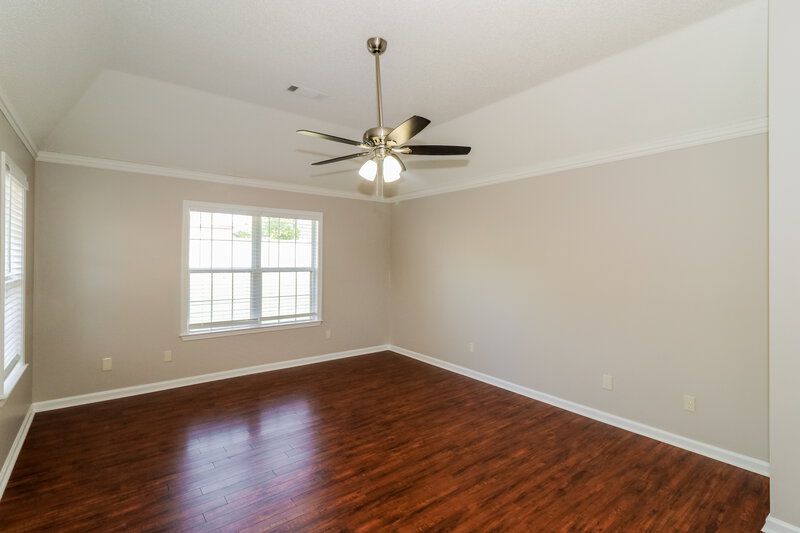 2,680/Mo, 288 Mayhurst Ln Cordova, TN 38018 Main Bedroom View 2