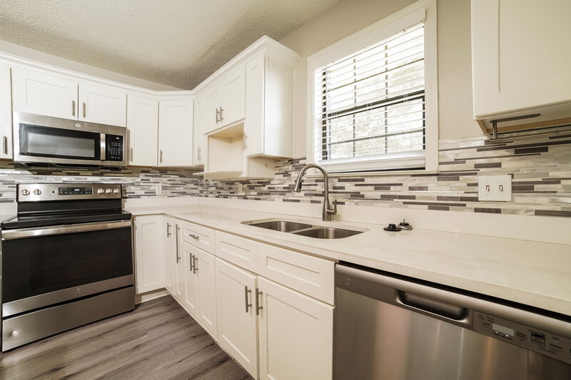 1,905/Mo, 7139 Maplewood Rd Olive Branch, MS 38654 Kitchen View