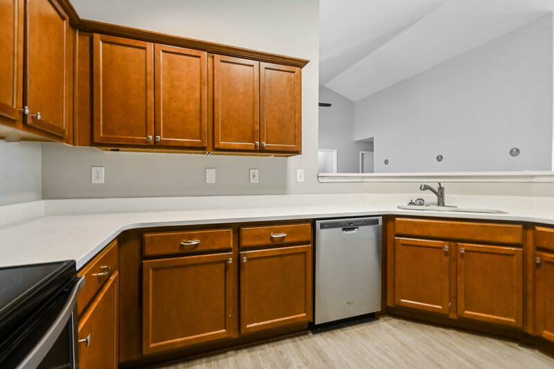 2,240/Mo, 2932 S Hartland Drive Southaven, MS 38672 Kitchen View