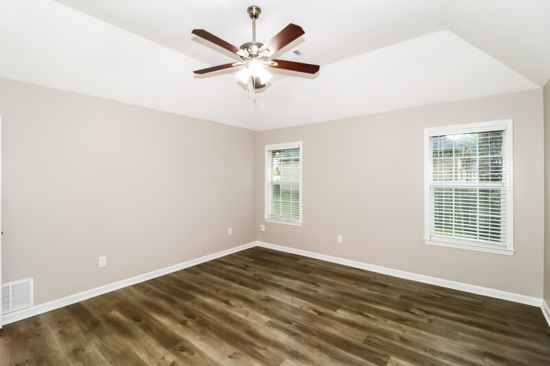 2,185/Mo, 35 Lakewood Cv Oakland, TN 38060 Main Bedroom View 2