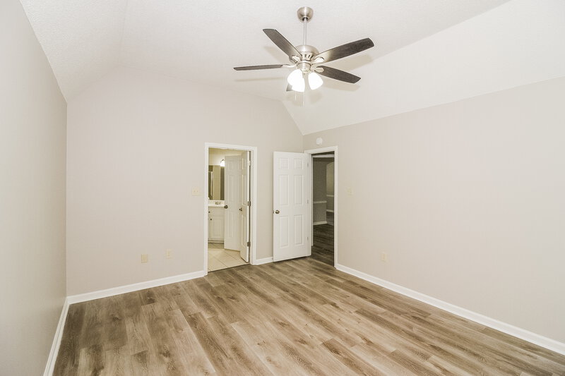 1,920/Mo, 4141 Meadowfield Ln Bartlett, TN 38135 Main Bedroom View