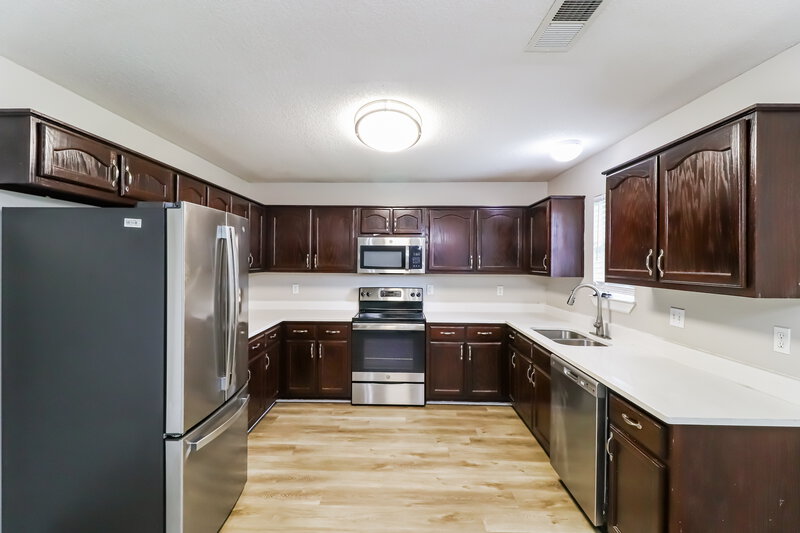 1,700/Mo, 6931 River Birch Rd Walls, MS 38680 Kitchen View