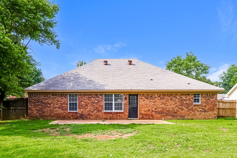 1,700/Mo, 6931 River Birch Rd Walls, MS 38680 Rear View 2
