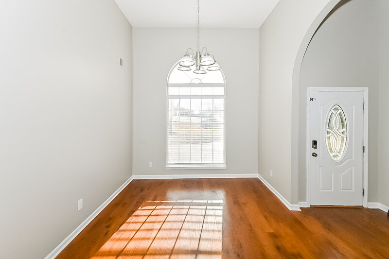 2,430/Mo, 5333 Doe Ln Southaven, MS 38671 Dining Room View