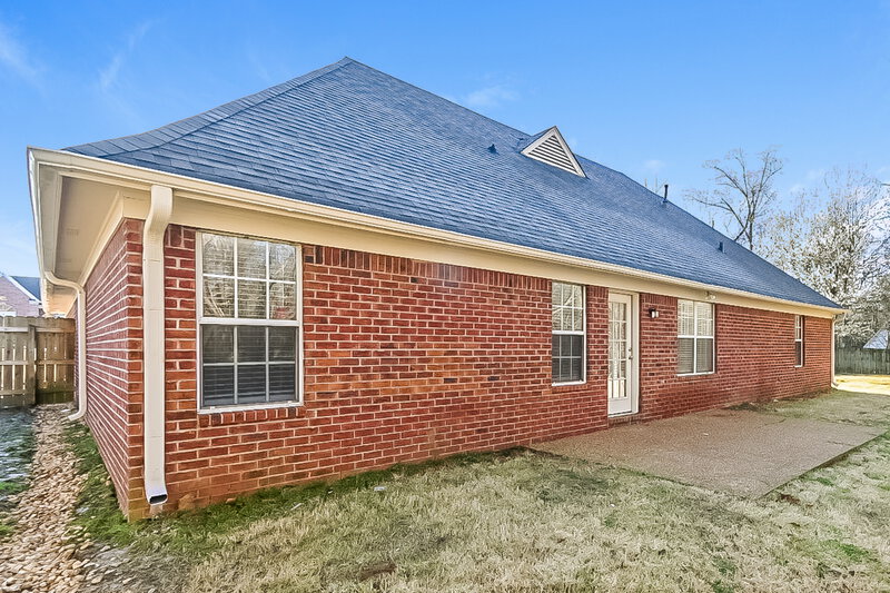 2,430/Mo, 5333 Doe Ln Southaven, MS 38671 Rear View