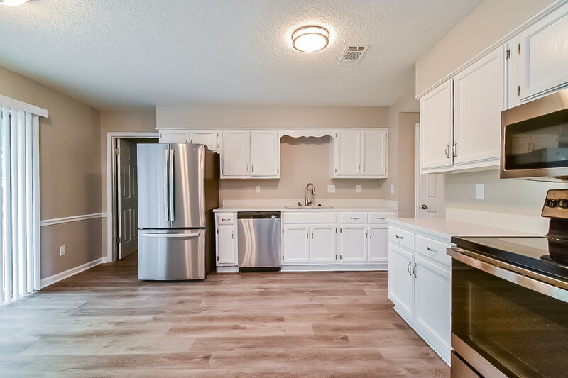 3,020/Mo, 7055 Cutter Mill Rd Memphis, TN 38141 Kitchen View 2